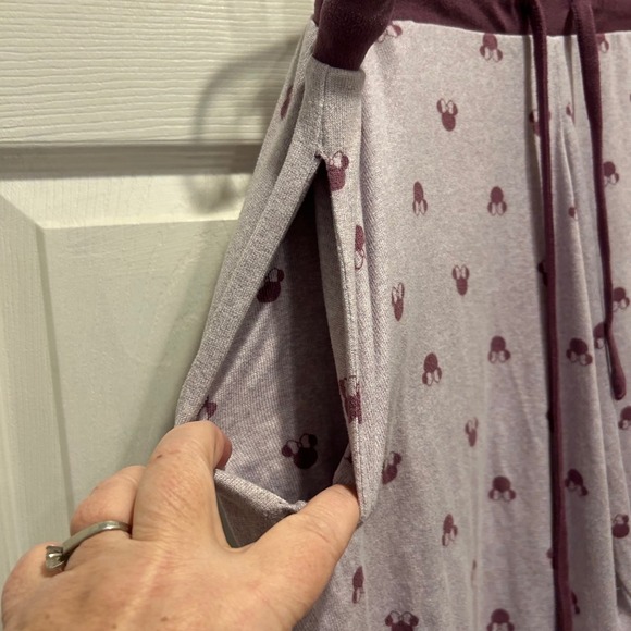 Disney Minnie Mouse Pajama Set Womens XL Purple Long Sleeve Joggers Loungewear - Picture 8 of 9